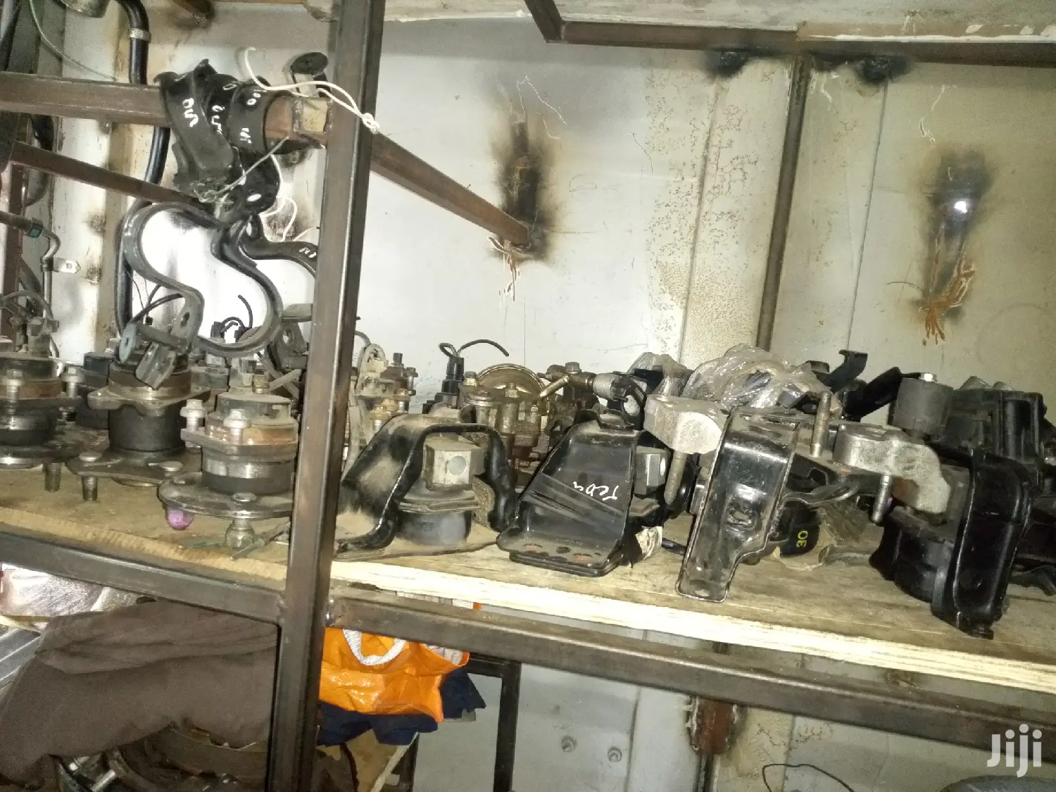 Mountings And Bushes