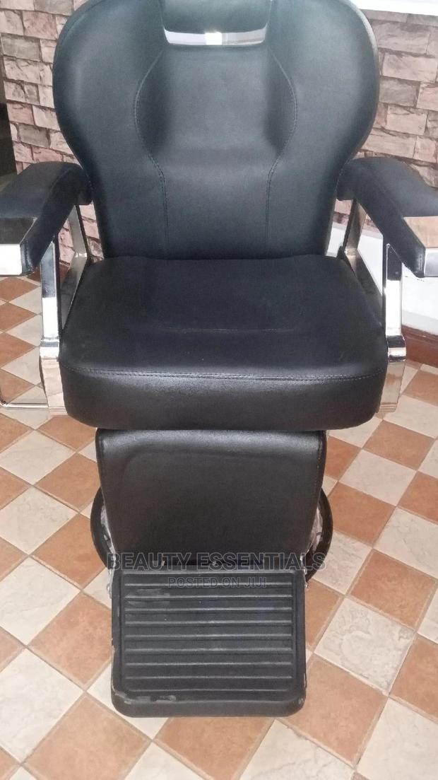 Barber Seat/Chair - main view