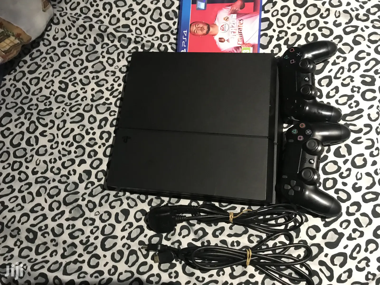 PS4 Standard With Fifa20