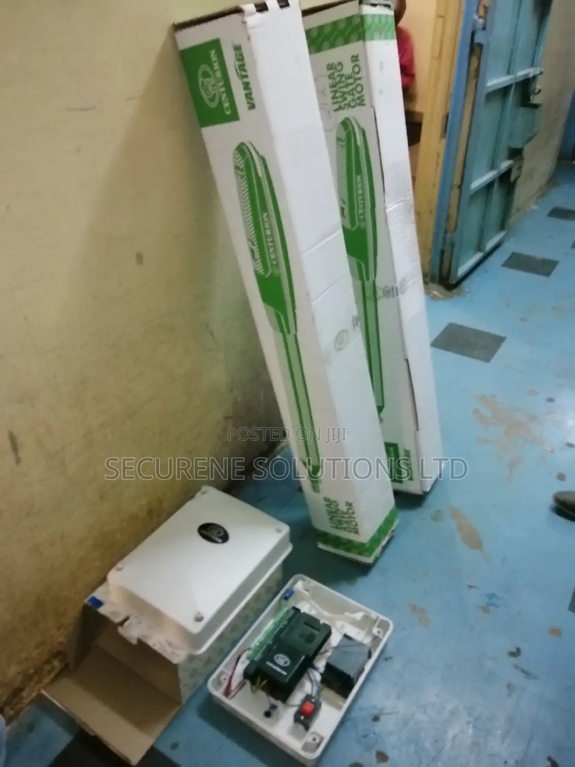Centurion Swing Gate Motor Complete Set