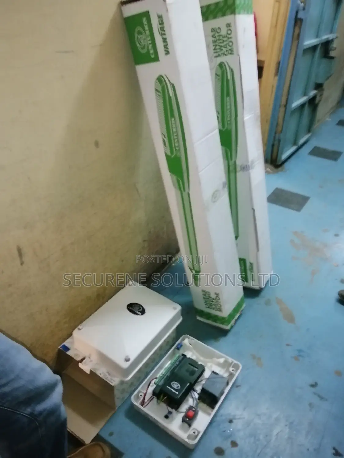 Centurion Swing Gate Motor Complete Set