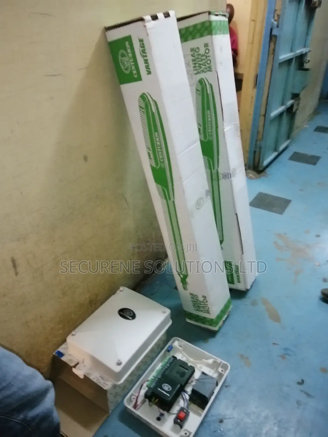 Centurion Swing Gate Motor Complete Set