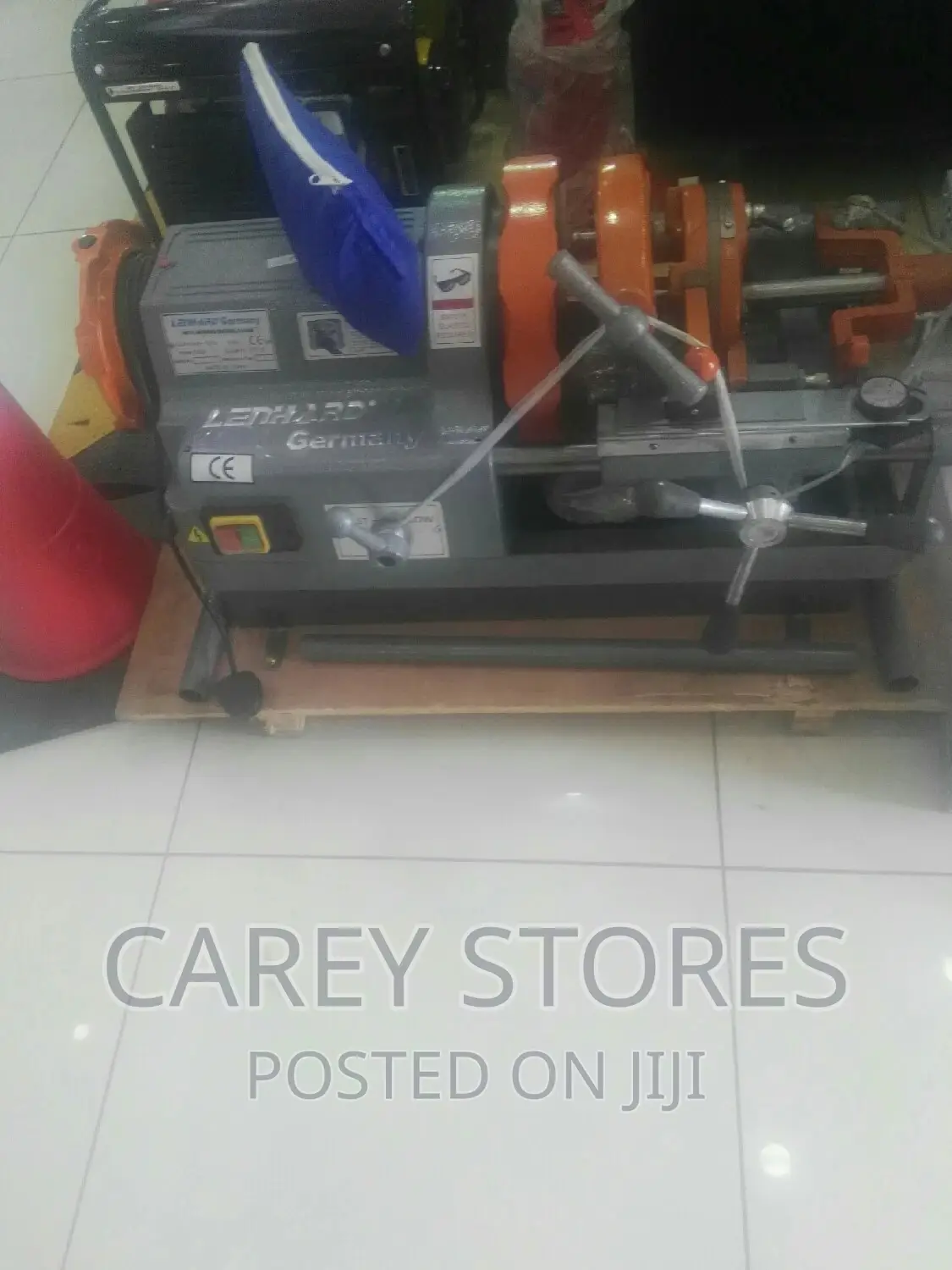 Pipe Threading Machine