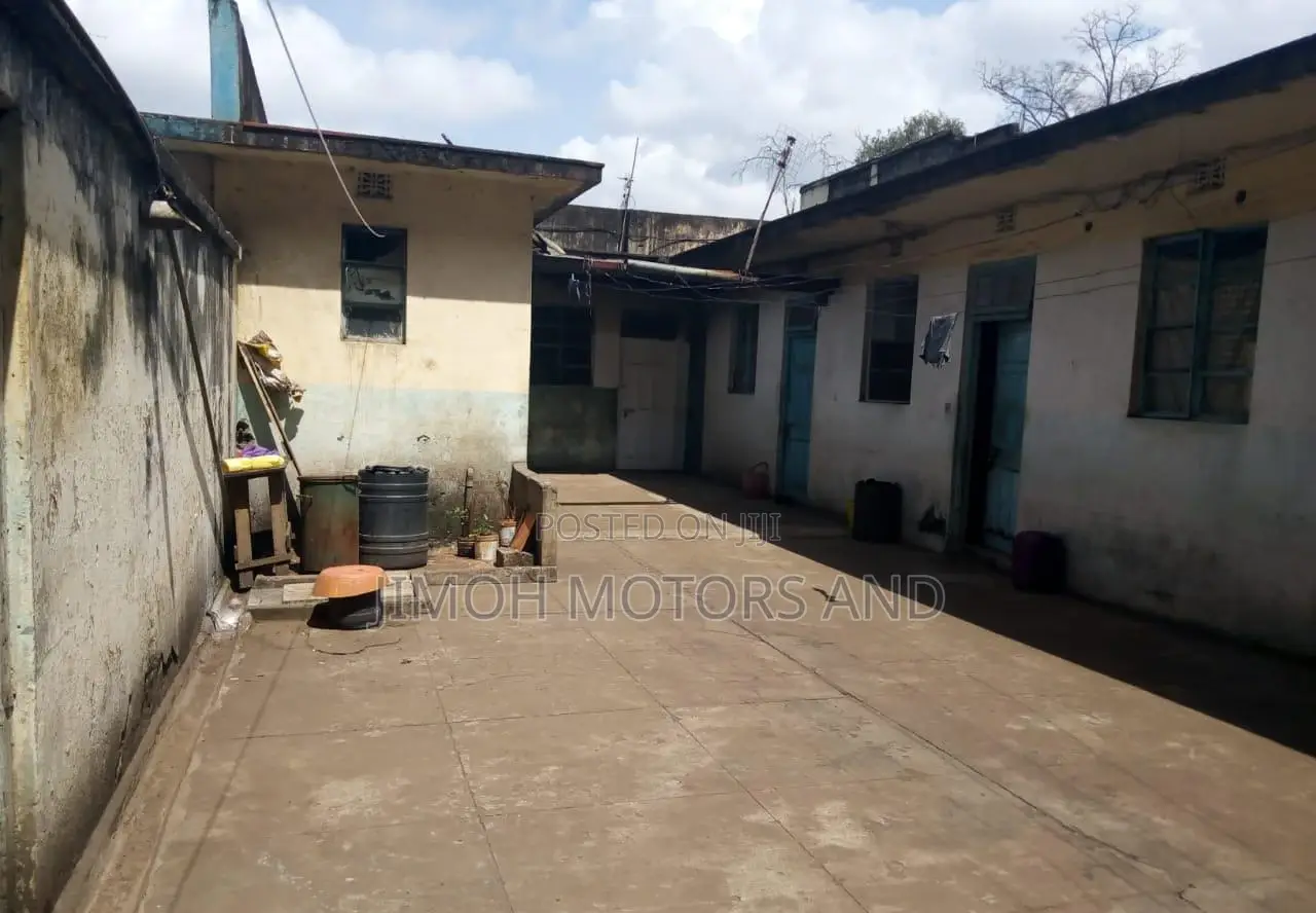 Rental House For Sale In Kipande Road