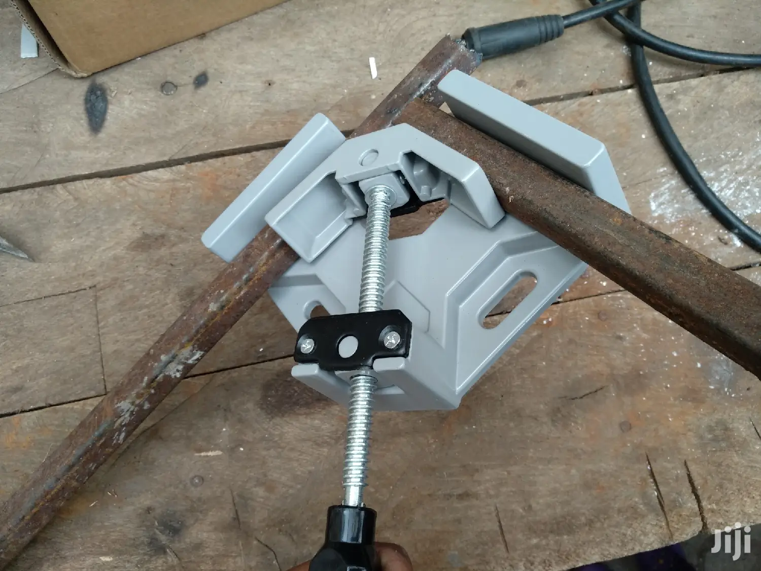 Angle Clamps for Wood/Welding Works
