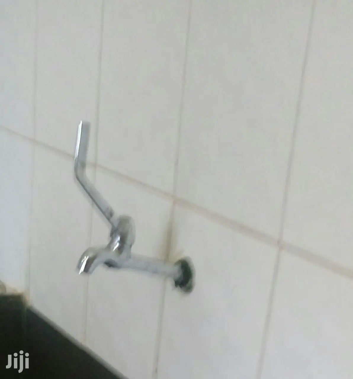 Elbows Beb Taps