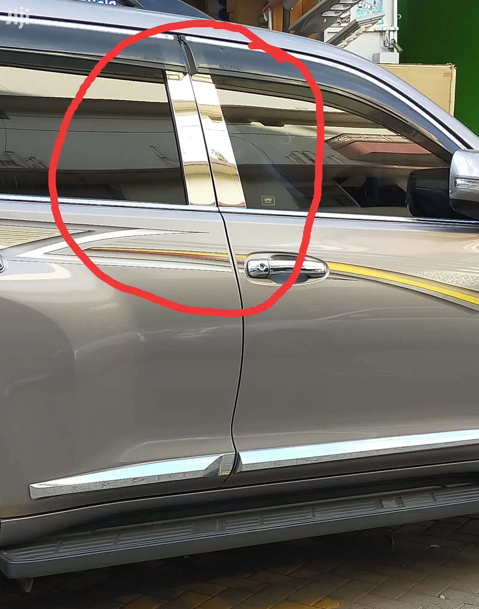 Landcruiser V8 & Prado Chrome Door Panels
