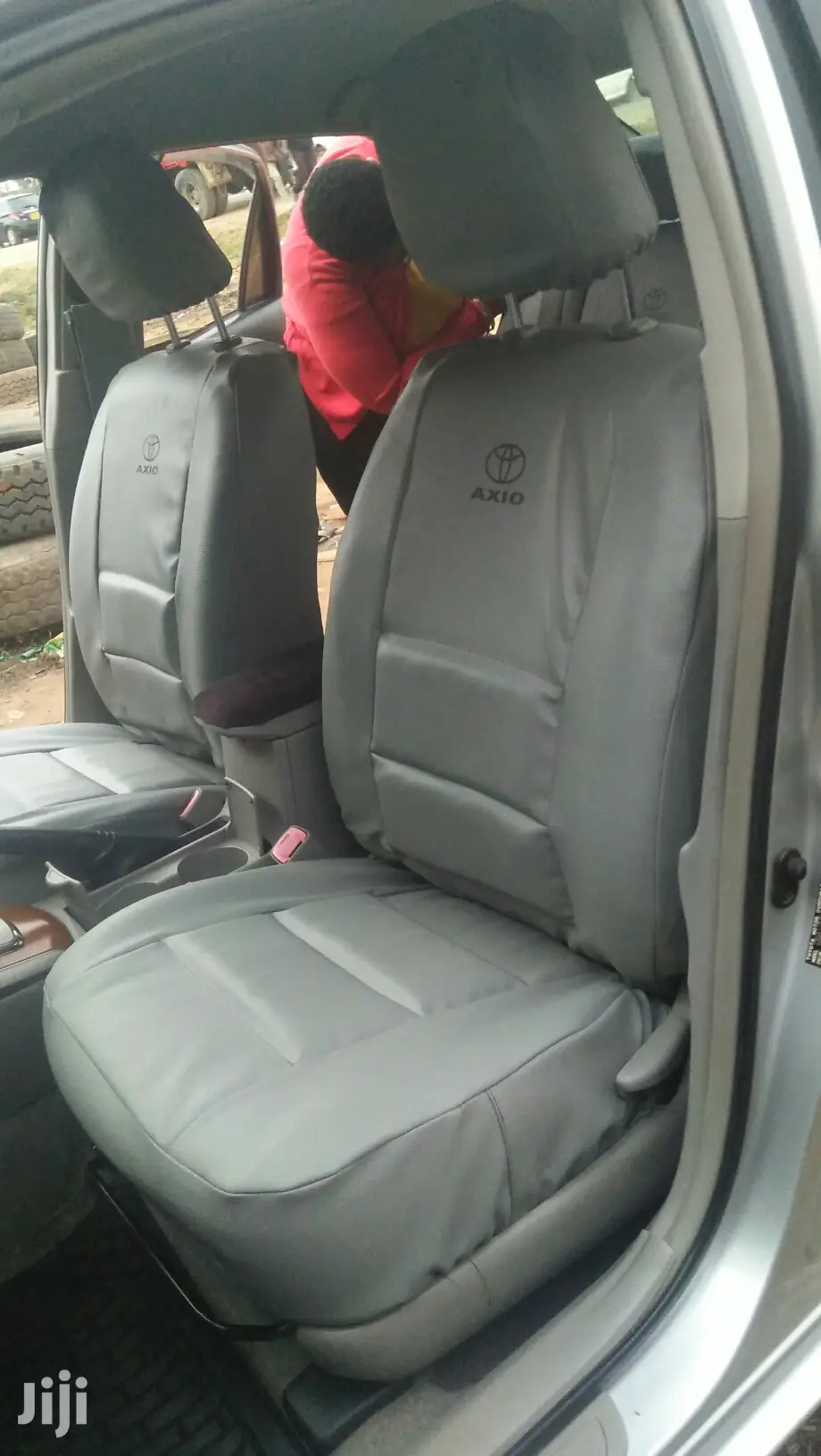 Pipeline Leather Seat Covers