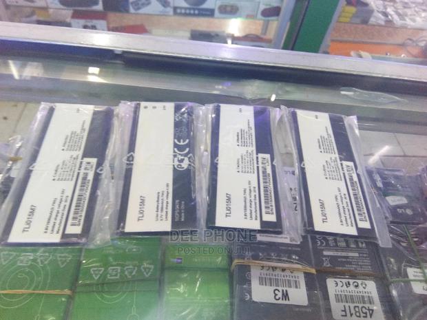 Neon Kicker 4 Phone Batteries - main view