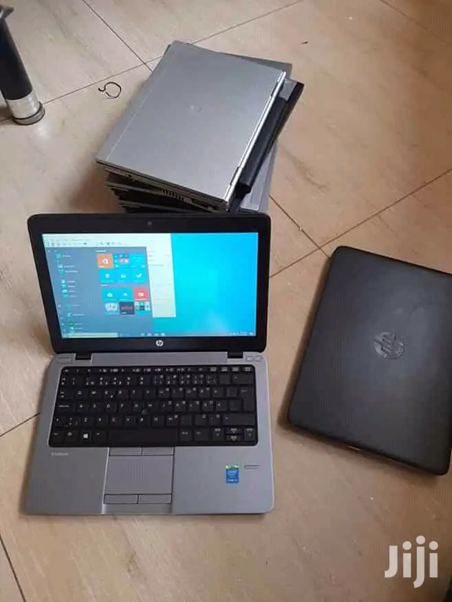 Laptop HP EliteBook 820 G1 4GB Intel Core i5 HDD 500GB