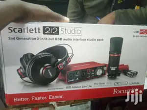 Focusrite 2i2 Complete Package ,