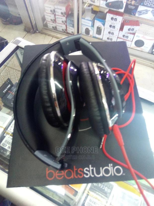 Beats Studio Headphones - thumbnail 2
