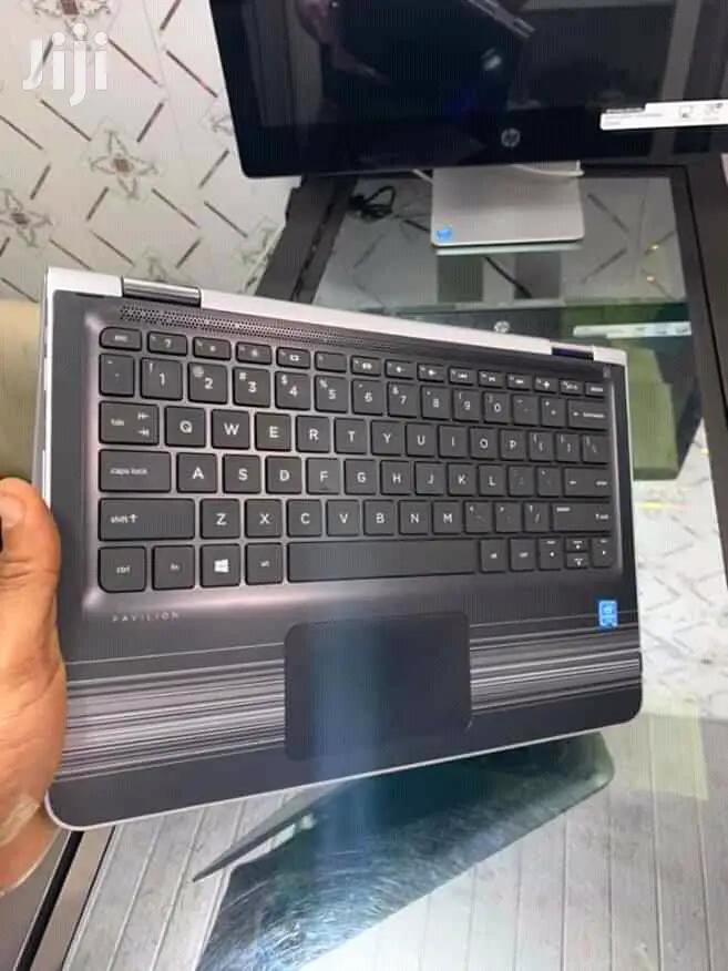 Laptop HP Pavilion x360 14 4GB Intel Core i3 HDD 1T