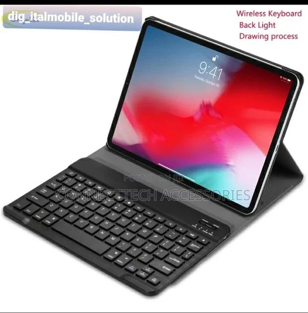 iPad 10.2inch 7th Gen 2019 Smart Bluetooth Keyboard Case - thumbnail 2