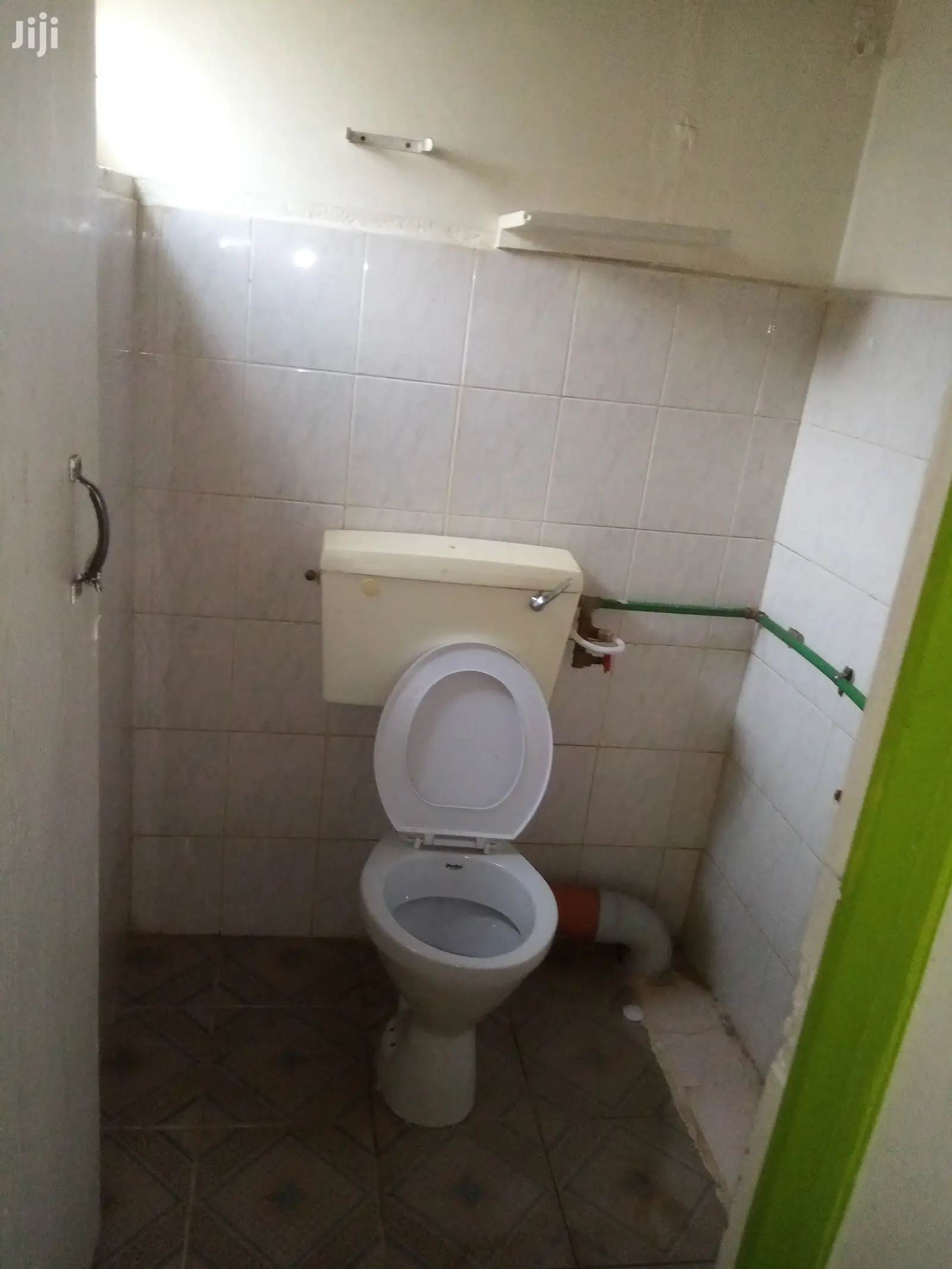 Buruburu Very Spacious 1 Bedroom House To Let