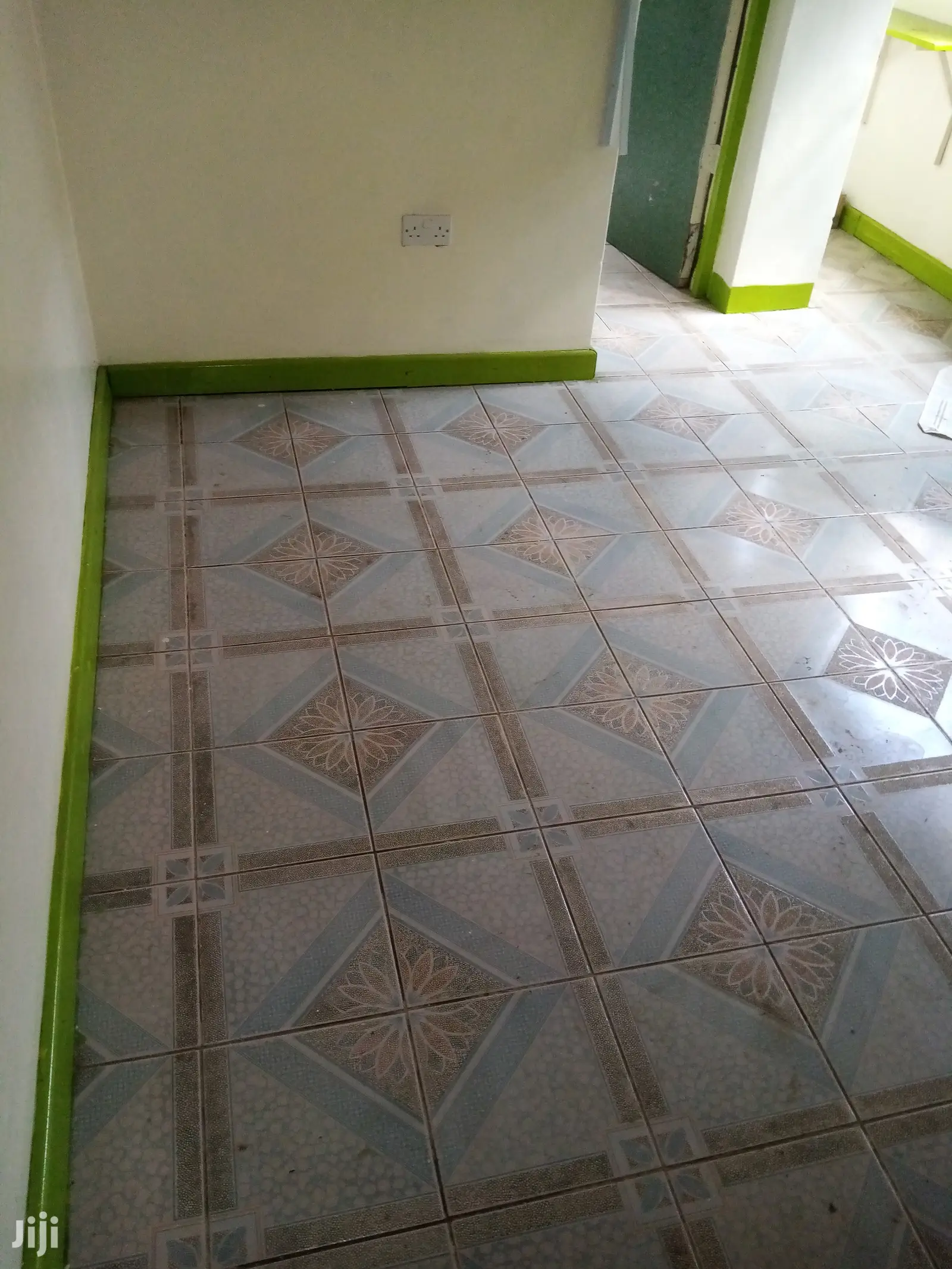 Buruburu Very Spacious 1 Bedroom House To Let
