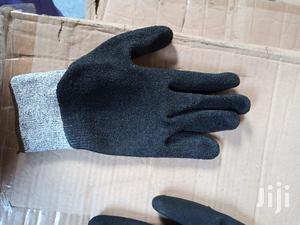 Cut Resistant Gloves - main view