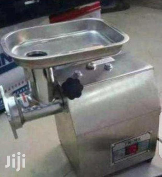 Pocket Friendly Meat Mincer M8 - thumbnail 2