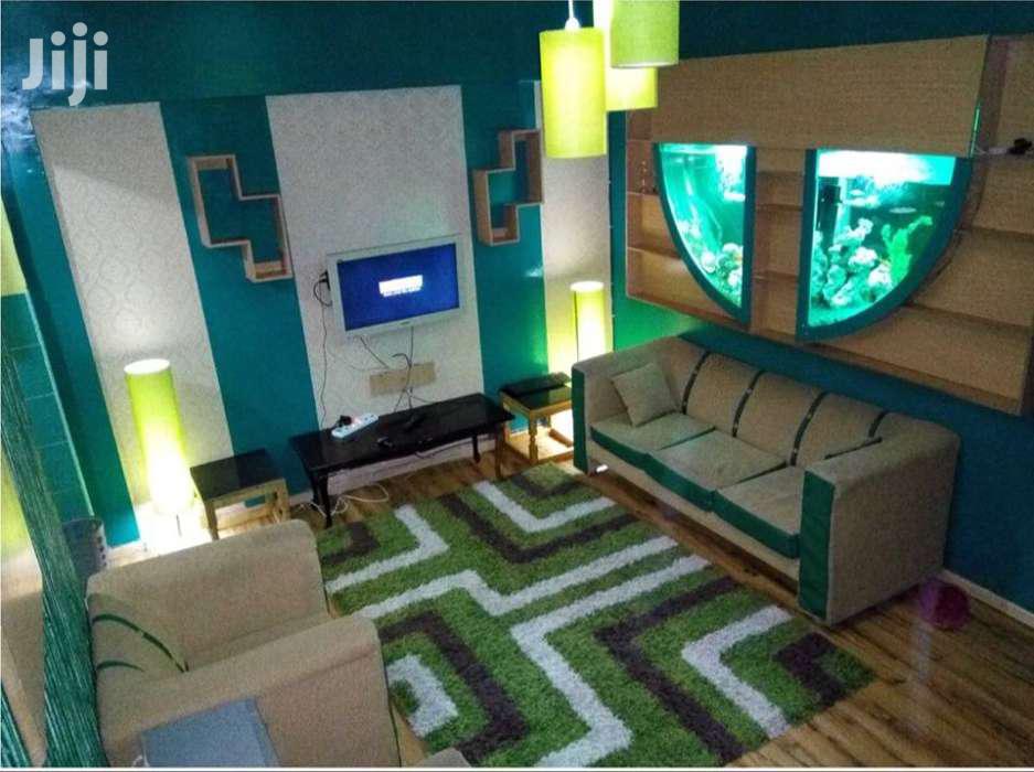 Large & Small Aquariums, Ponds And Water Features