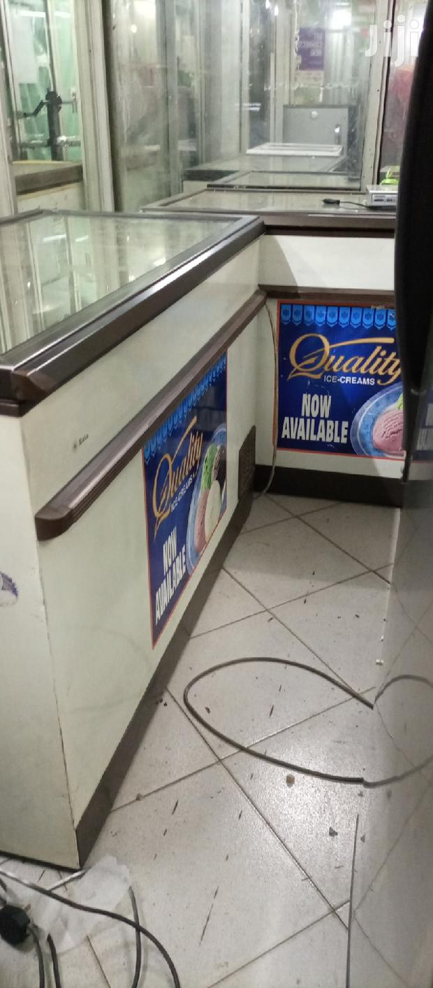 Deep Display Freezer
