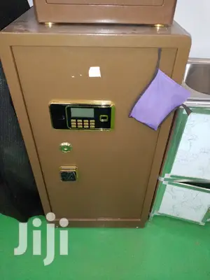 Maxi Executive Safe (120 Kg)
