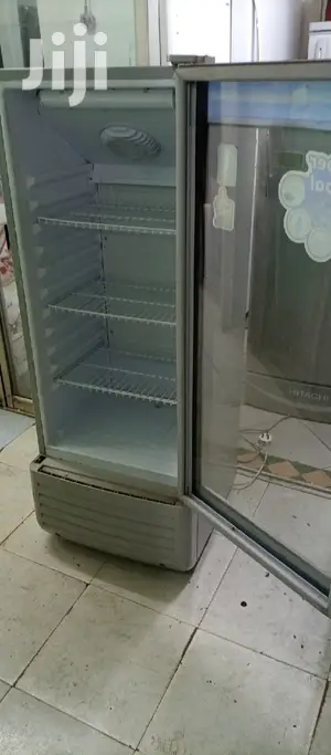 Mika Display Fridge