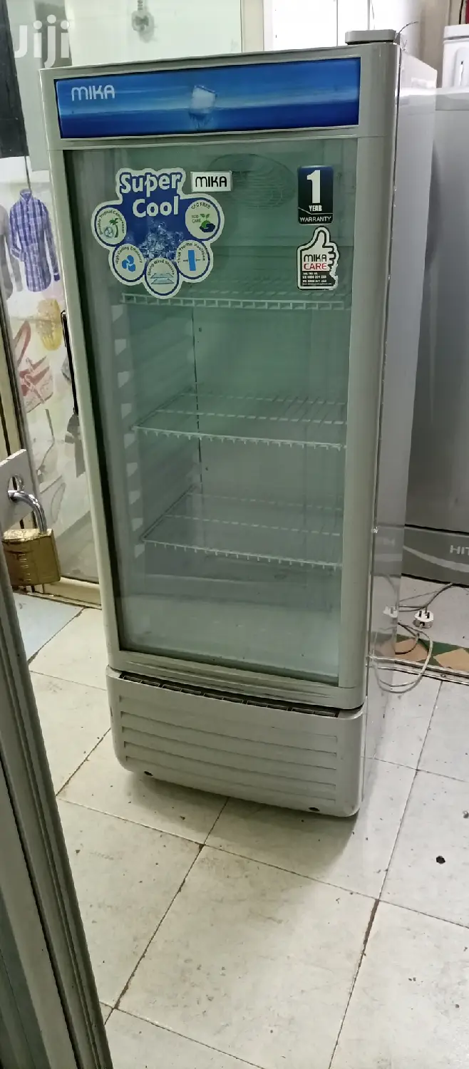 Mika Display Fridge