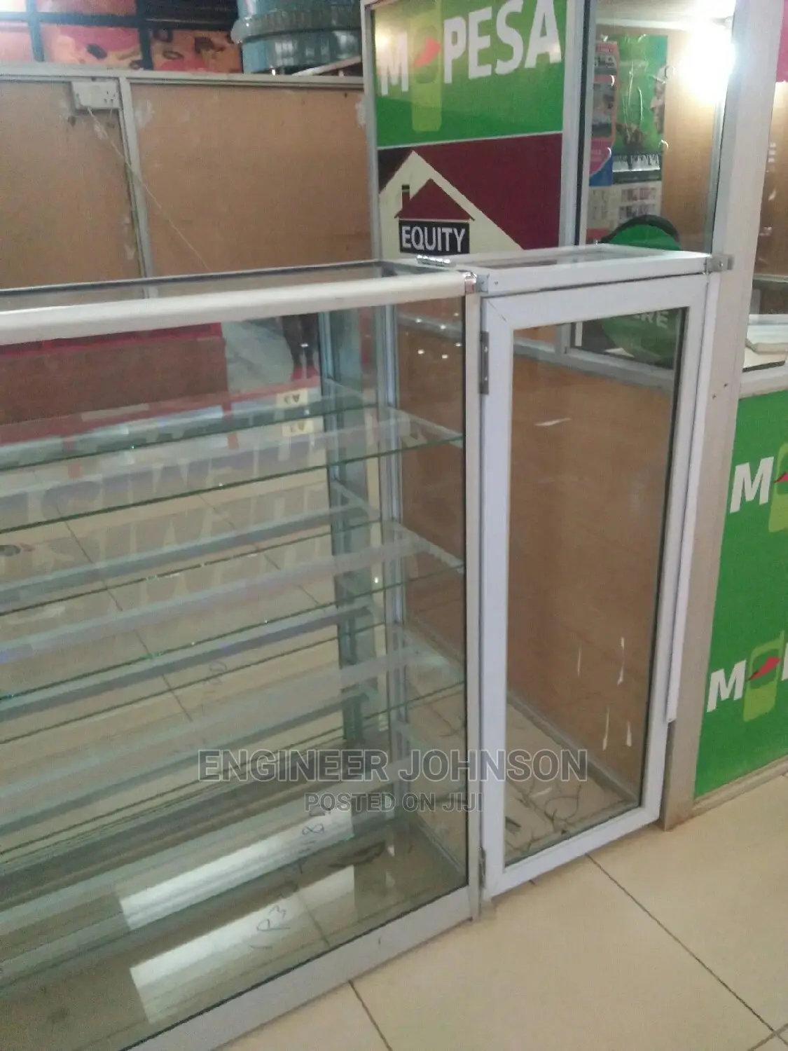 Aluminium and Glass Displays