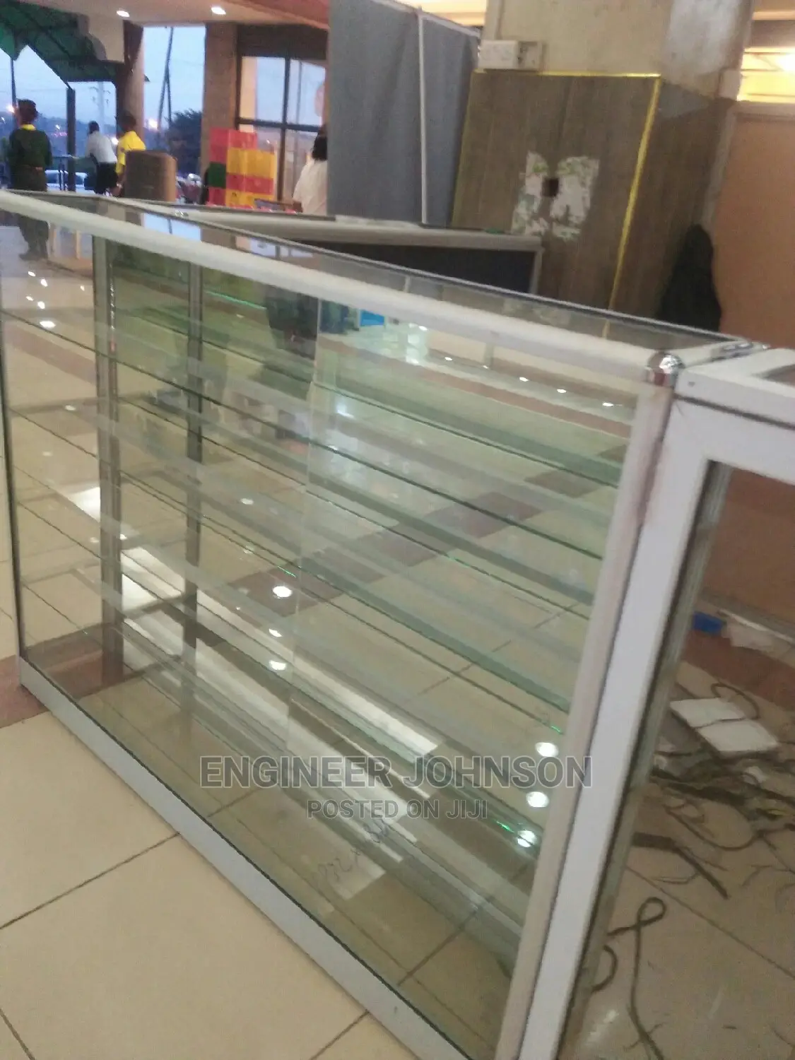 Aluminium and Glass Displays