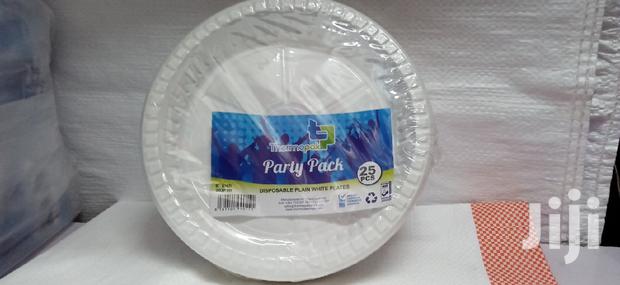 Disposable Plates - thumbnail 3