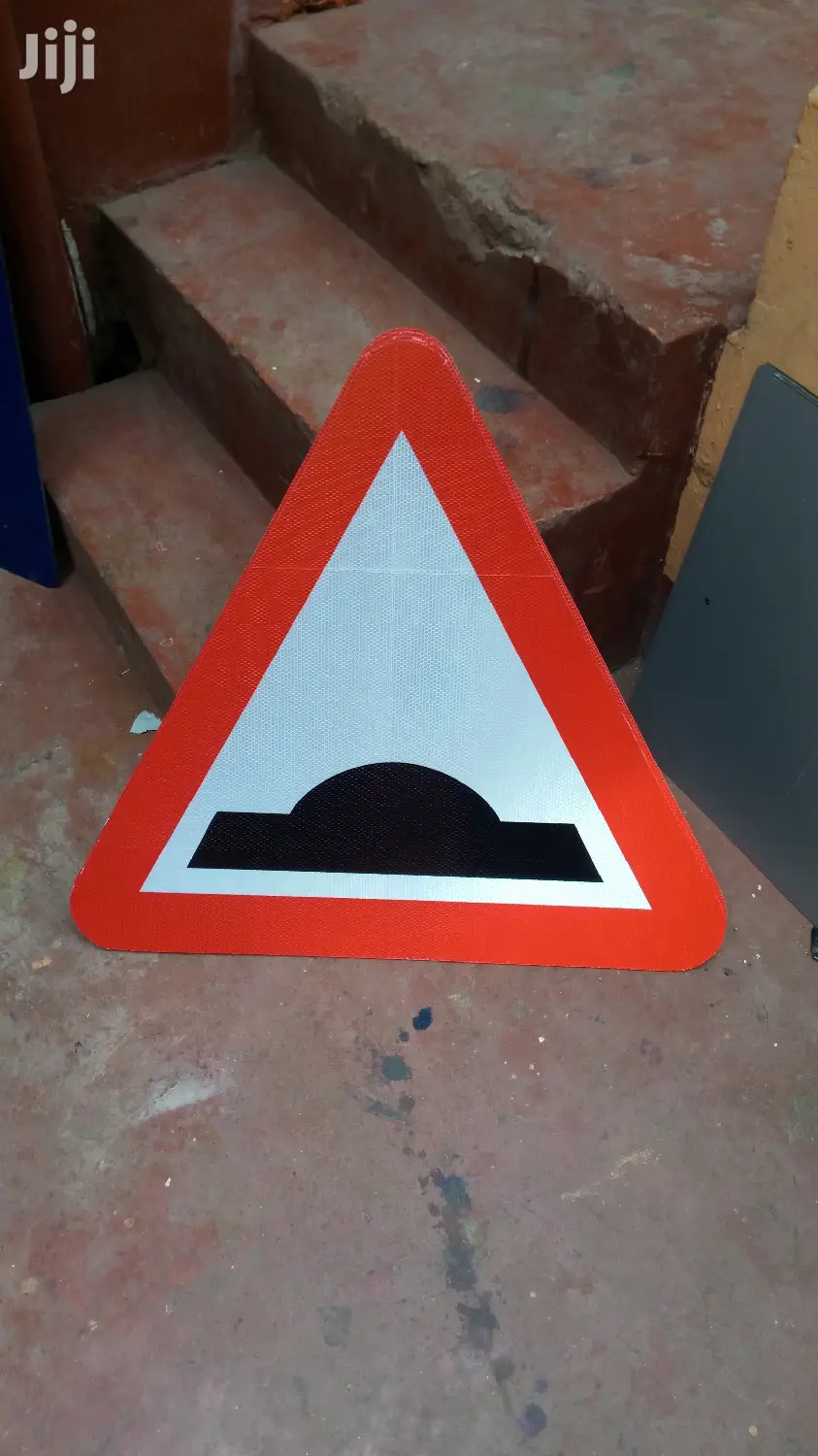 Road/Traffic Signs