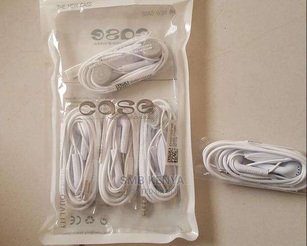 Samsung Earphones - thumbnail 2