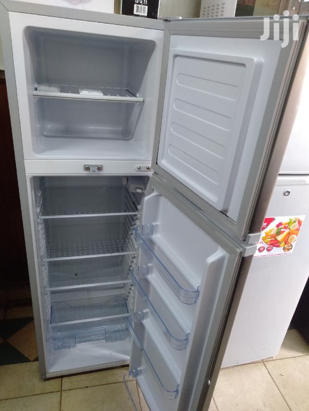 Refrigerator - thumbnail 2