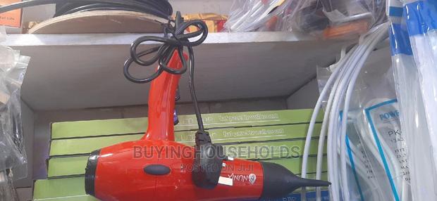 Nunix Blow Dryer - thumbnail 3