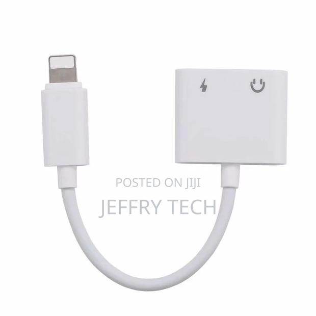 2 In 1 Audio Charging Adapter Lightning Adapter - 3.5mm - thumbnail 2