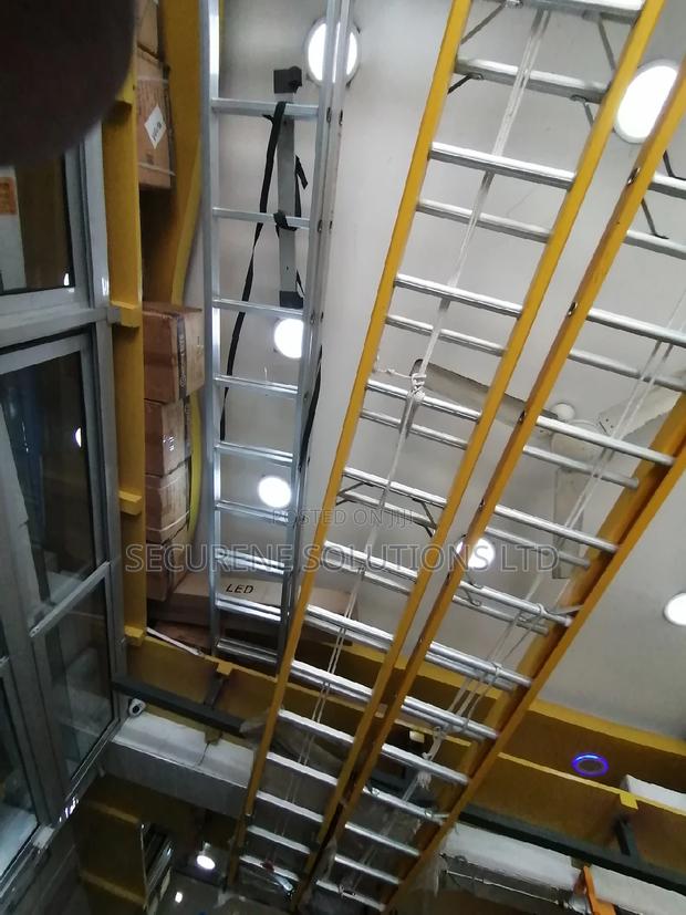 Fibre Glass Straight Ladder 10m/2by16 Trends/32ft - thumbnail 3