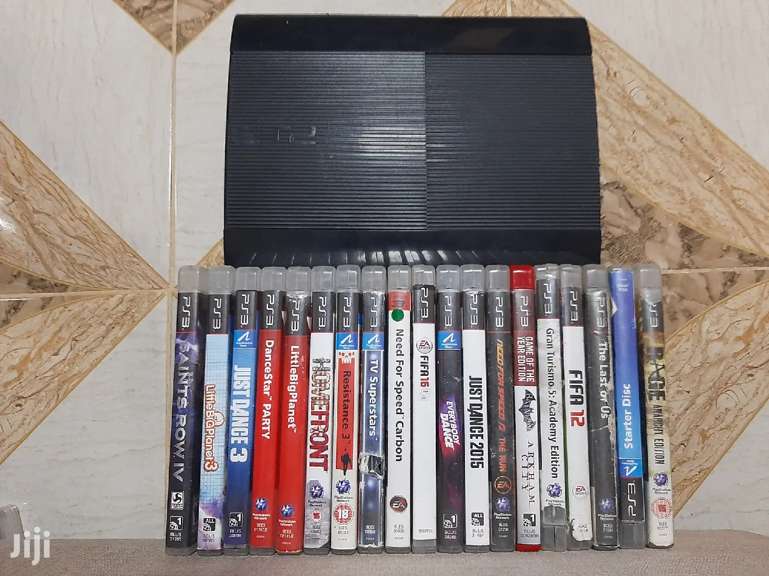 Playstation 3 With 10 Games