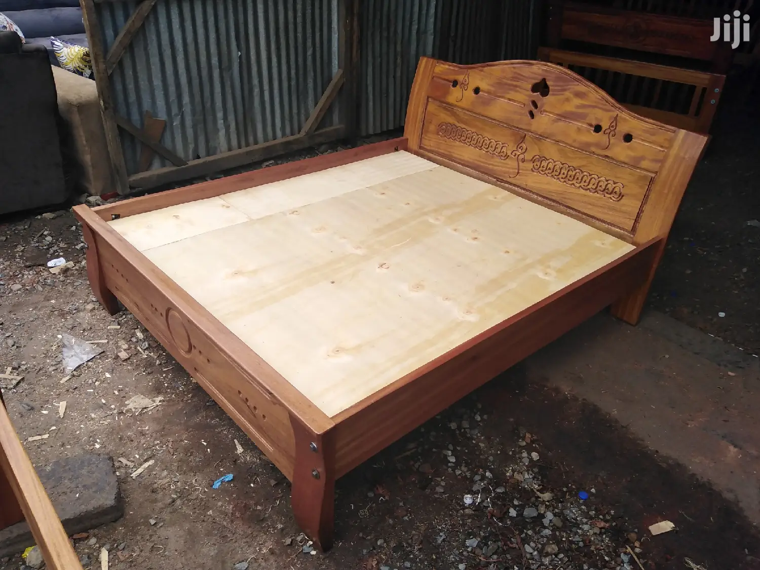 Mahogany Beds 5*6