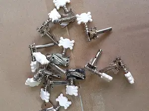 Guitar Tuning Pegs
