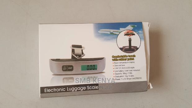 Digital Luggage Scale - main view