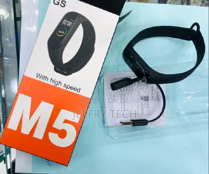 M5 Smart Fitness Watch/Bracelet