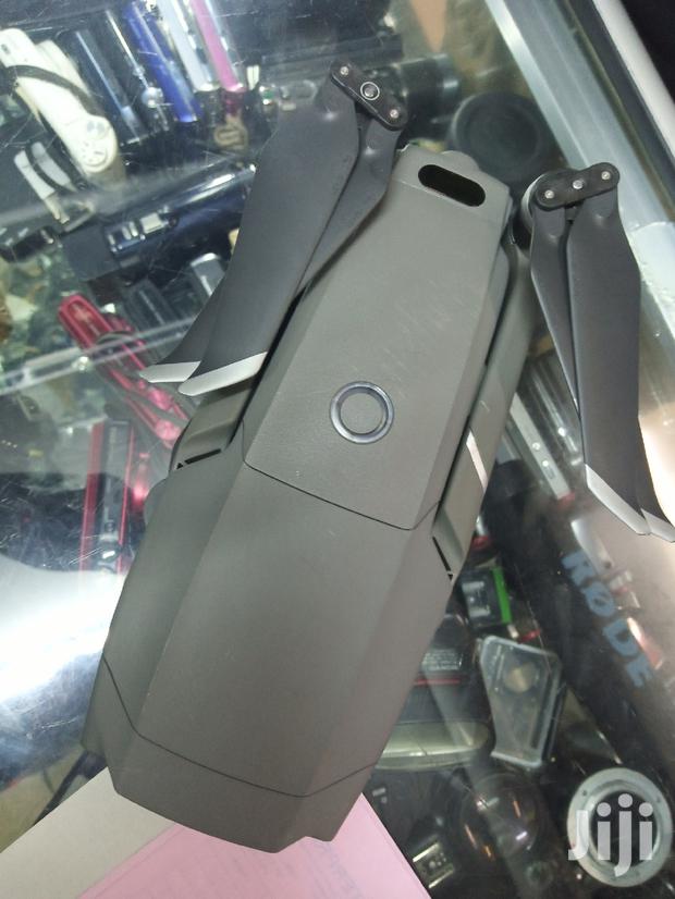 Mavic 2 Pro Drone - thumbnail 6