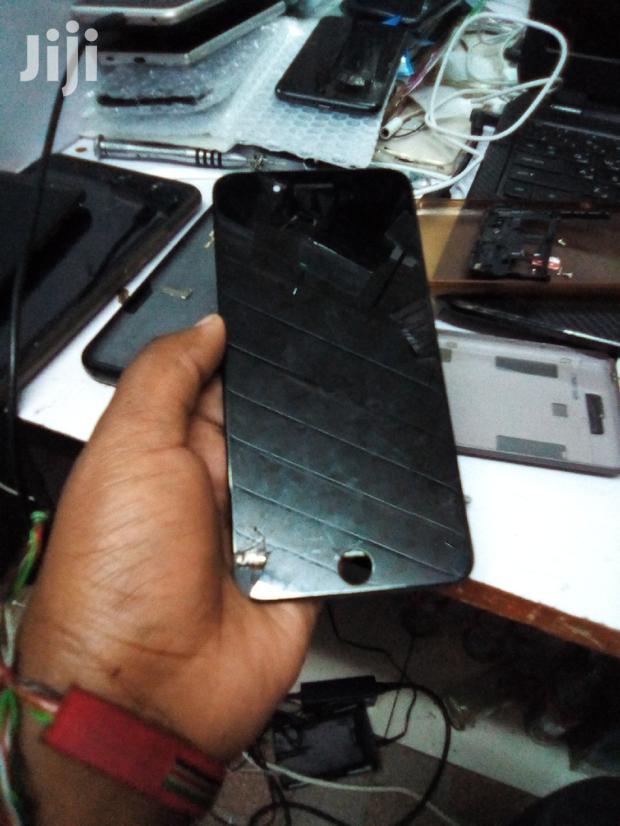 iPhone Screens - thumbnail 2