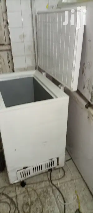 Chest Freezer 230L