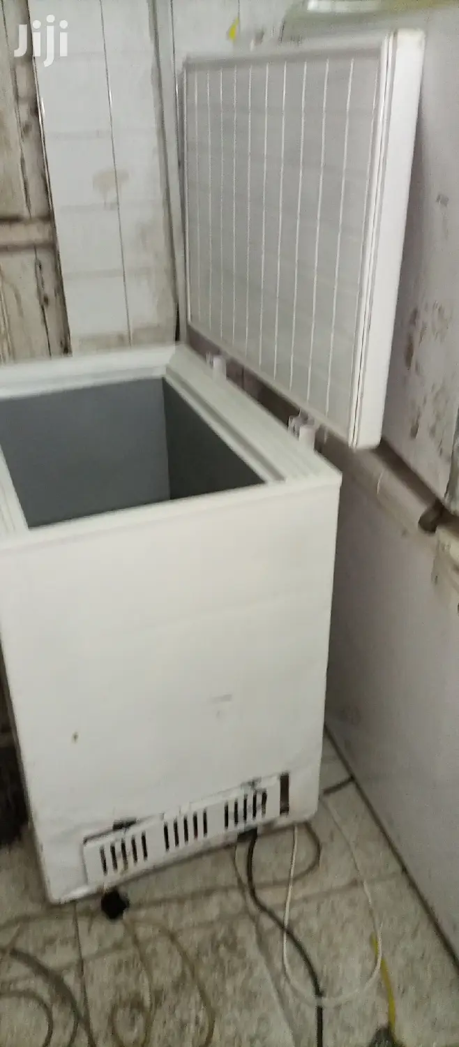 Chest Freezer 230L