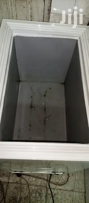 Chest Freezer 230L