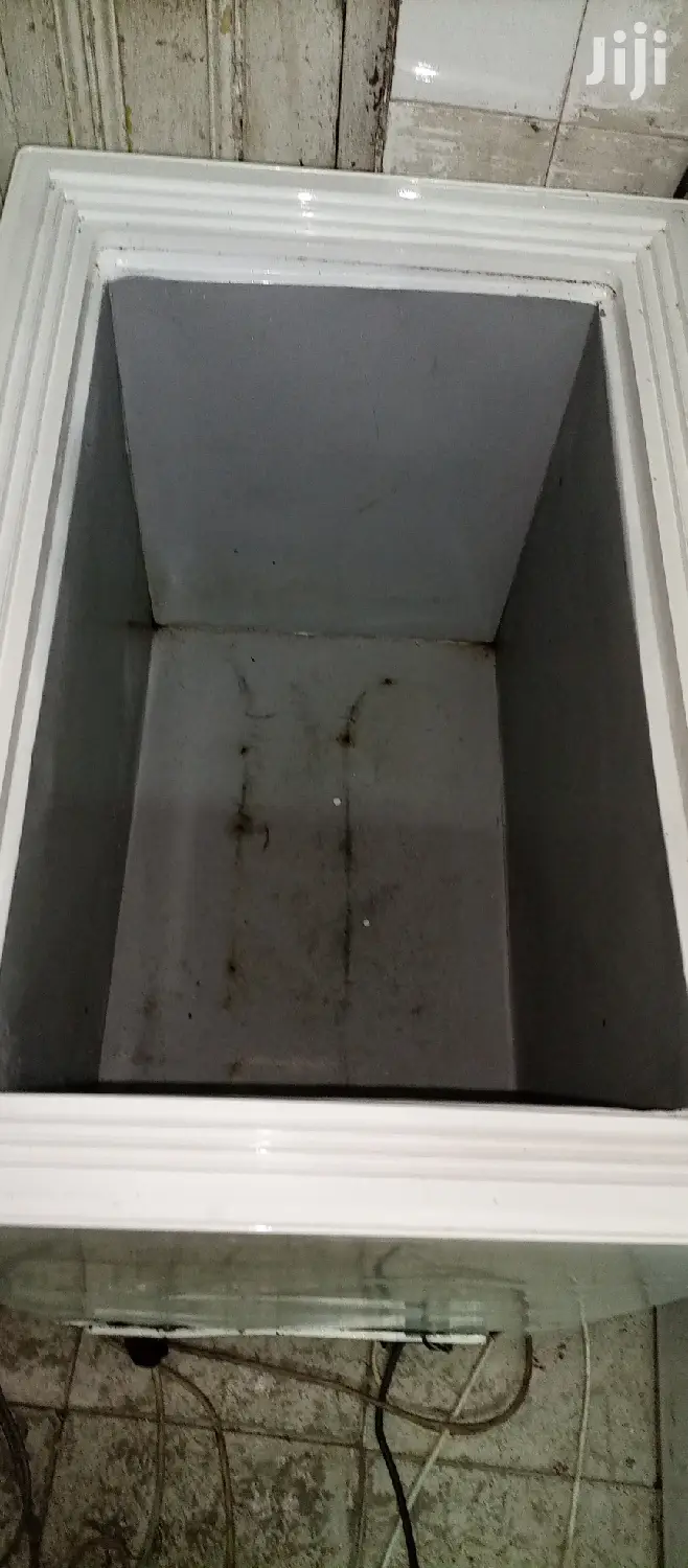 Chest Freezer 230L