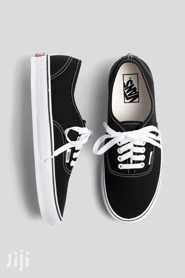 Off the Wall Vans Shoes - thumbnail 3