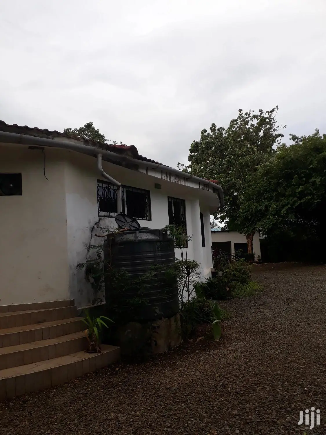 For Sale 3 Bedrooms Bungalow