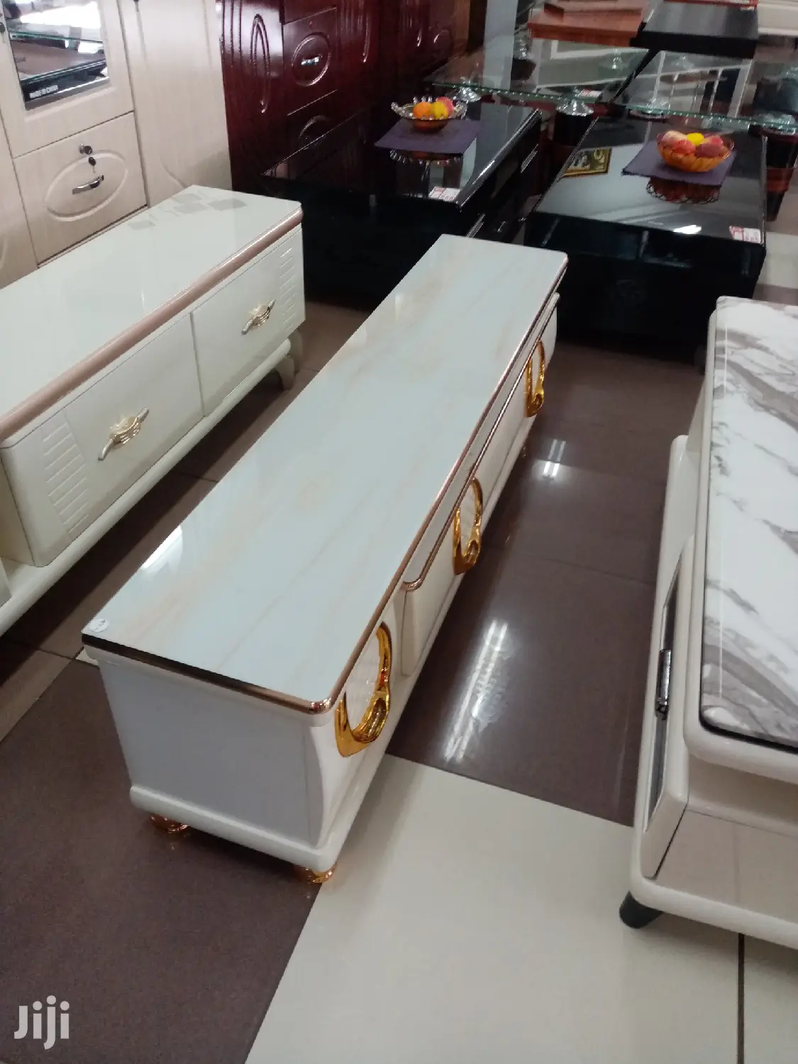 Latest Design TV Stand